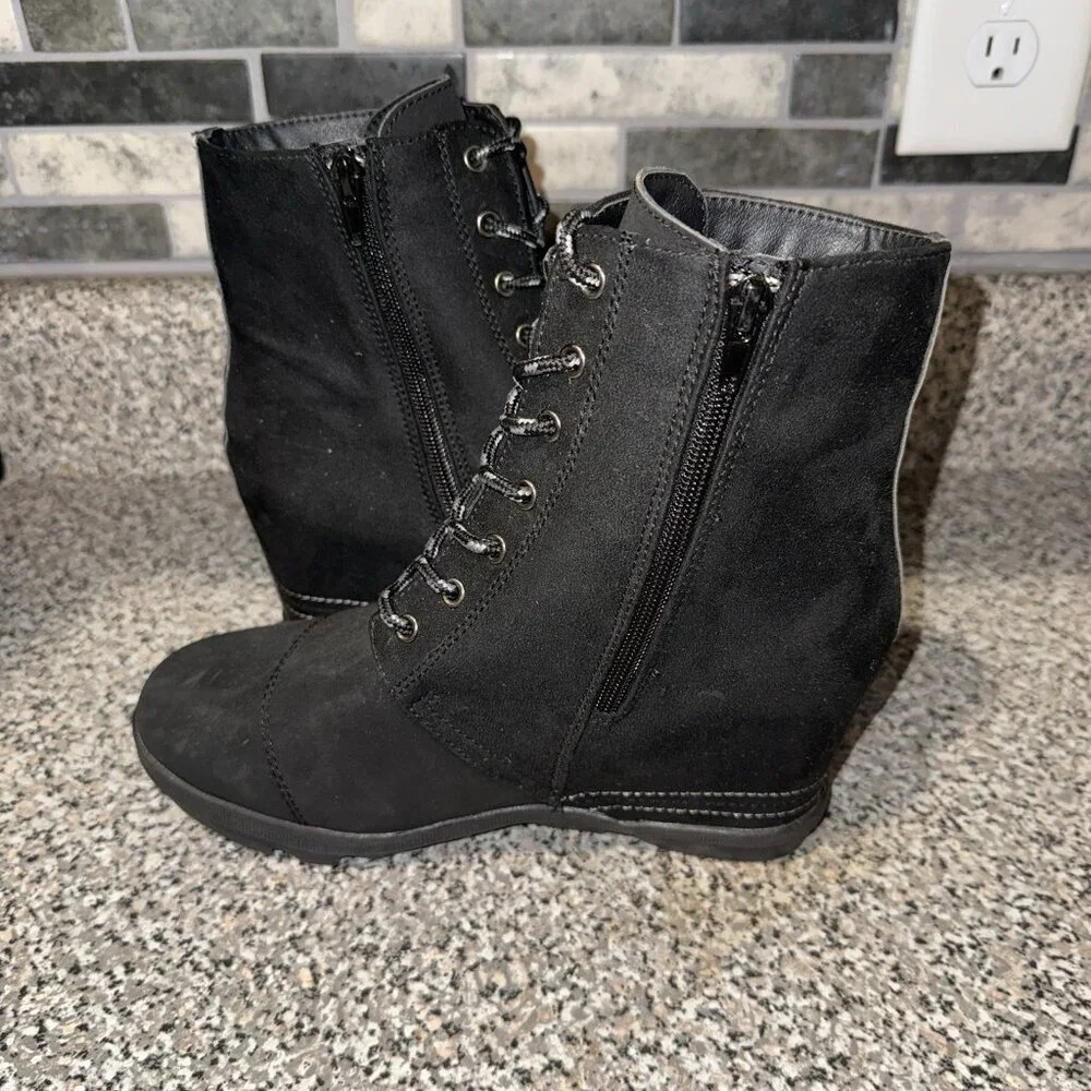 Serra Black Heeled Boots - Picture 4 of 6